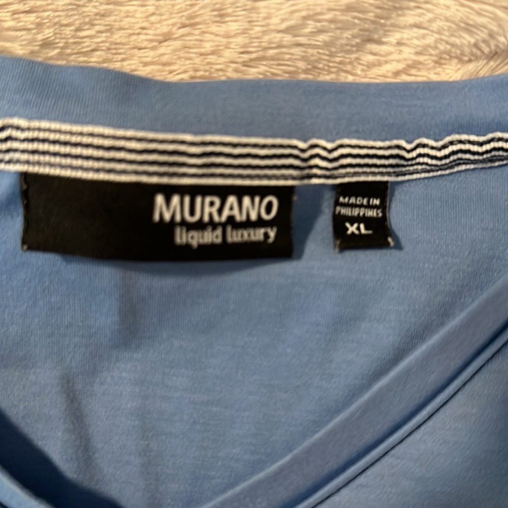 XL V Neck Men’s Murano Shirt - Picture 2 of 2